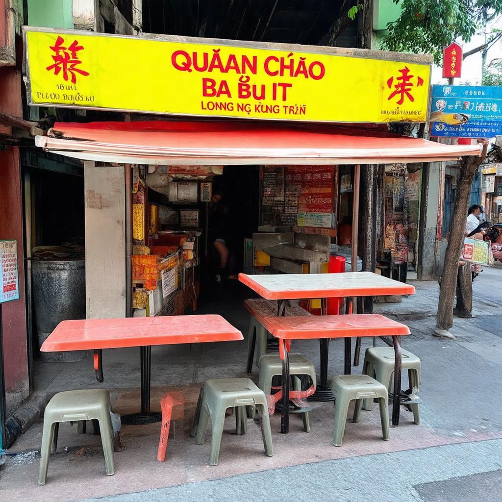 Không gian bình dị của quán cháo lòng bà Út trên đường Nguyễn Trãi